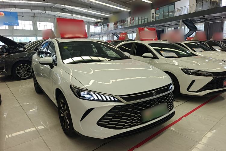 Used BYD Qin PLUS 2026 DM-i 210KM Progressive Model Front Right 45 Deg