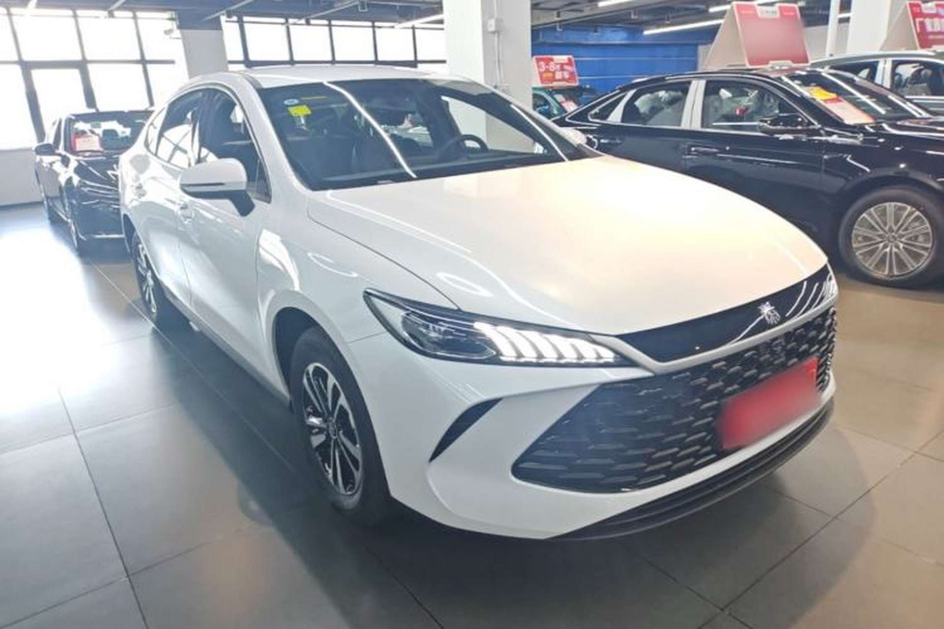 Used BYD Qin PLUS 2026 DM-i 128KM Progressive Model Front Right 45 Deg