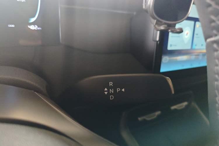 Used BYD Qin PLUS 2026 DM-i 210KM Progressive Model Gear Lever