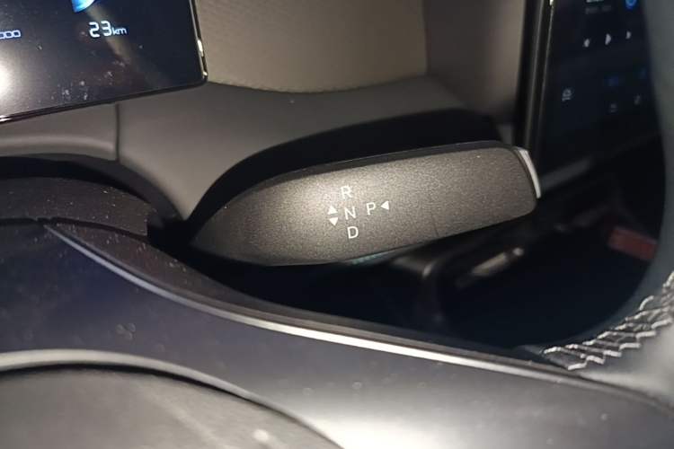 Used BYD Qin PLUS 2026 DM-i 128KM Progressive Model Gear Lever