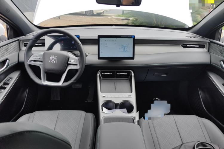 Used BYD Qin PLUS 2026 DM-i 128KM Progressive Model Interior 2