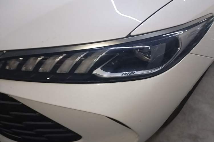 Used BYD Qin PLUS 2026 Model DM-i 210KM Beyond Version Left Front Headlight