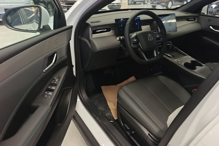 Used BYD Qin PLUS 2026 DM-i 210KM Progressive Model Left Front Seat