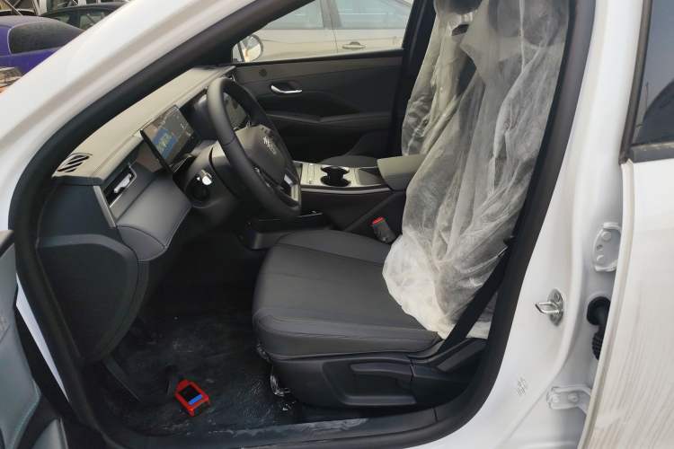 Used BYD Qin PLUS 2026 DM-i 128KM Progressive Model Left Front Seat