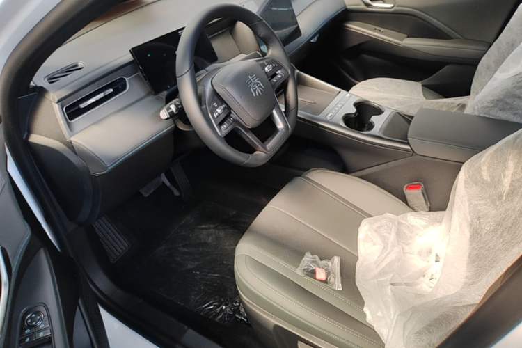 Used BYD Qin PLUS 2026 DM-i 128KM Progressive Model Left Front Seat