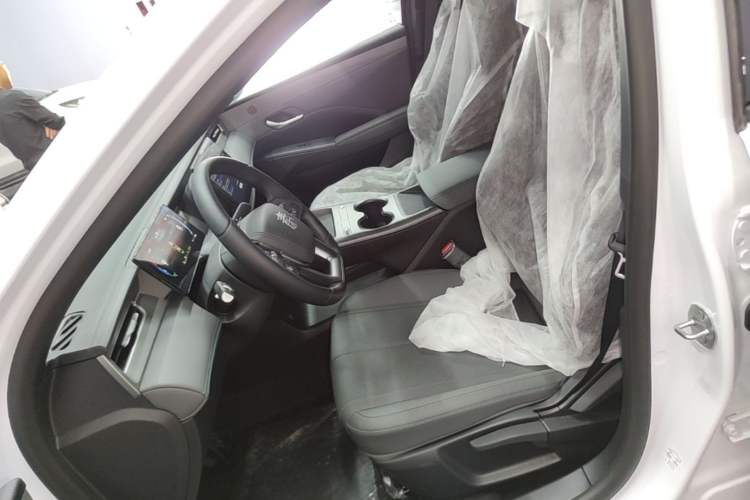 Used BYD Qin PLUS 2026 DM-i 128KM Progressive Model Left Front Seat