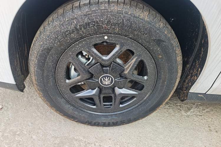 Used BYD Qin PLUS 2026 DM-i 128KM Progressive Model Left Front Wheel Hub
