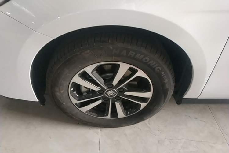 Used BYD Qin PLUS 2026 DM-i 210KM Progressive Model Left Front Wheel Hub