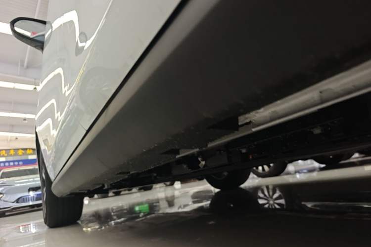 Used BYD Qin PLUS 2026 DM-i 210KM Progressive Model Left Side Sill