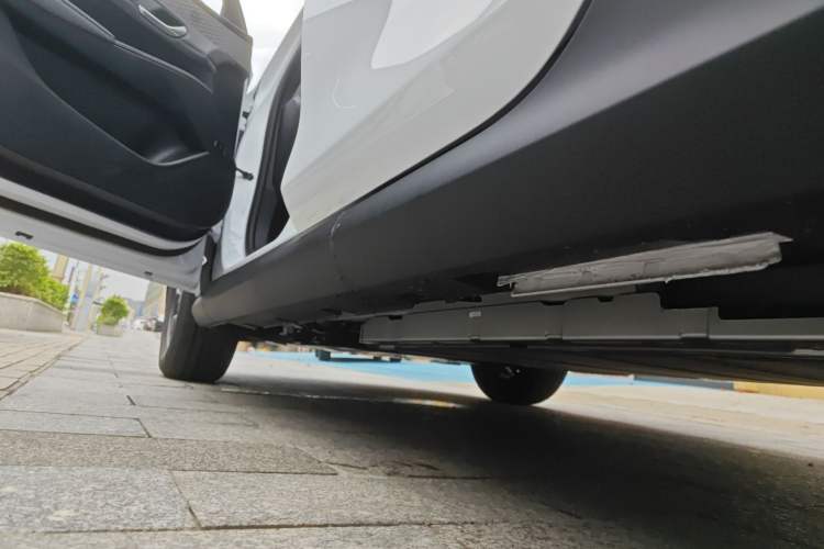 Used BYD Qin PLUS 2026 DM-i 128KM Progressive Model Left Side Sill