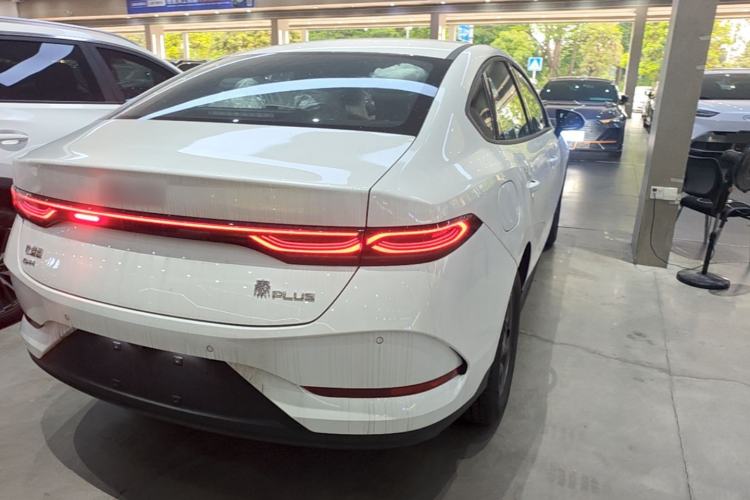 Used BYD Qin PLUS 2026 DM-i 128KM Progressive Model Rear Right 45 Deg