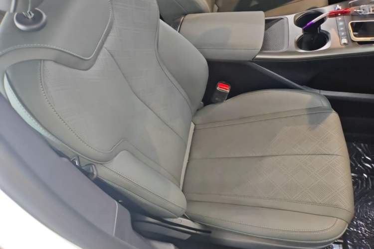 Used BYD Qin PLUS 2026 DM-i 128KM Progressive Model Right Front Seat