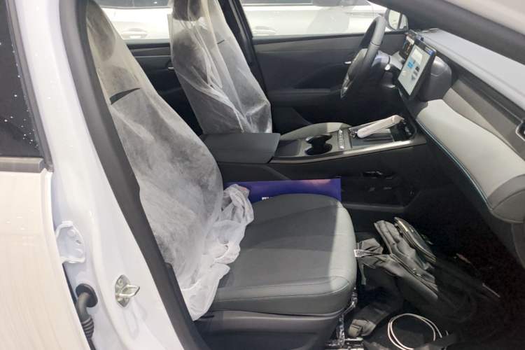 Used BYD Qin PLUS 2026 DM-i 128KM Progressive Model Right Front Seat