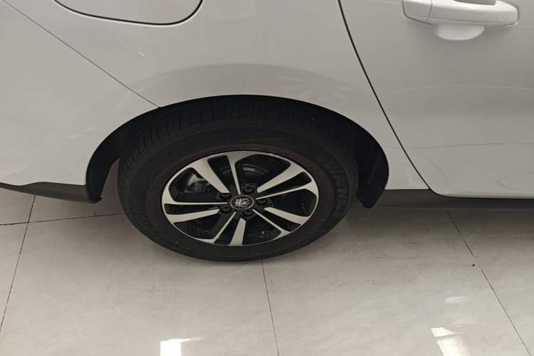 Used BYD Qin PLUS 2026 DM-i 210KM Progressive Model Right Rear Wheel Hub