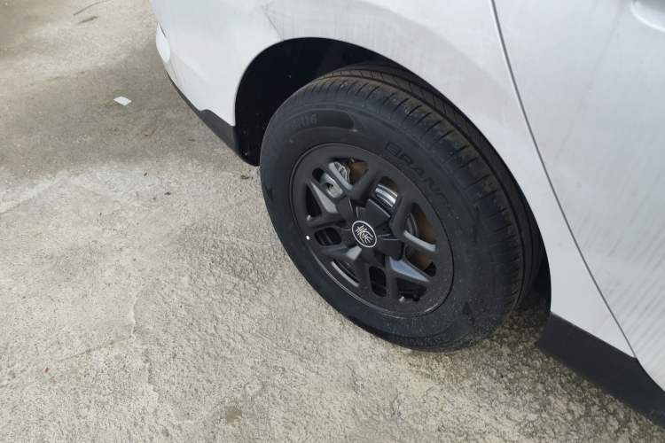 Used BYD Qin PLUS 2026 DM-i 128KM Progressive Model Right Rear Wheel Hub
