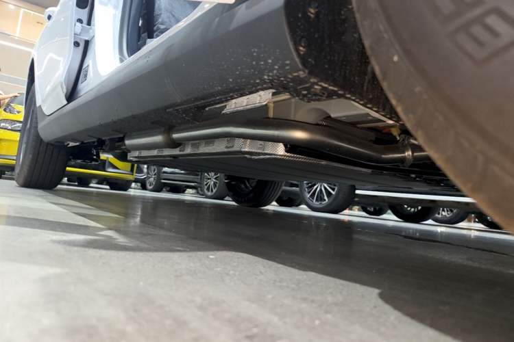 Used BYD Qin PLUS 2026 DM-i 128KM Progressive Model Right Side Sill