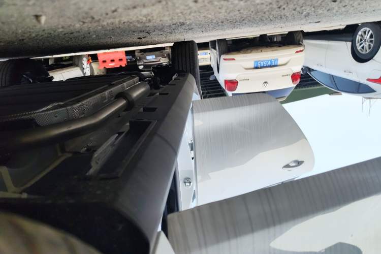 Used BYD Qin PLUS 2026 DM-i 128KM Progressive Model Right Side Sill