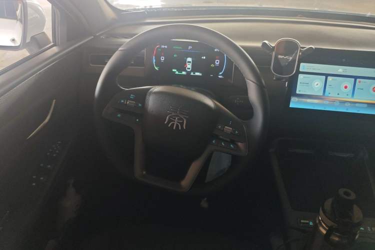 Used BYD Qin PLUS 2026 DM-i 210KM Progressive Model Steering Wheel