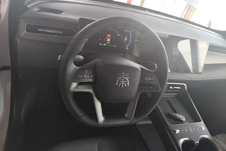 Used BYD Qin PLUS 2026 DM-i 128KM Progressive Model Steering Wheel