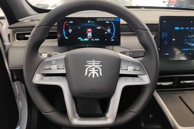 Used BYD Qin PLUS 2026 DM-i 128KM Progressive Model Steering Wheel