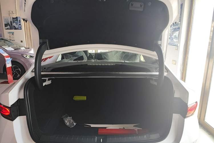Used BYD Qin PLUS 2026 DM-i 128KM Progressive Model Trunk