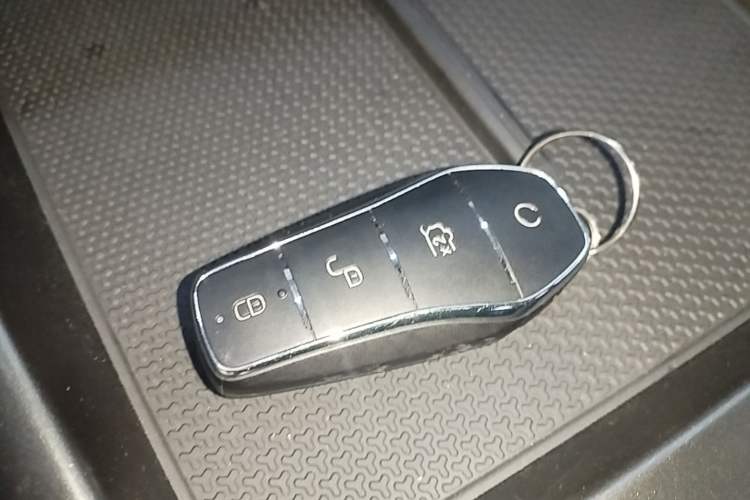 Used BYD Qin PLUS 2026 Model DM-i 210KM Beyond Version Vehicle Key