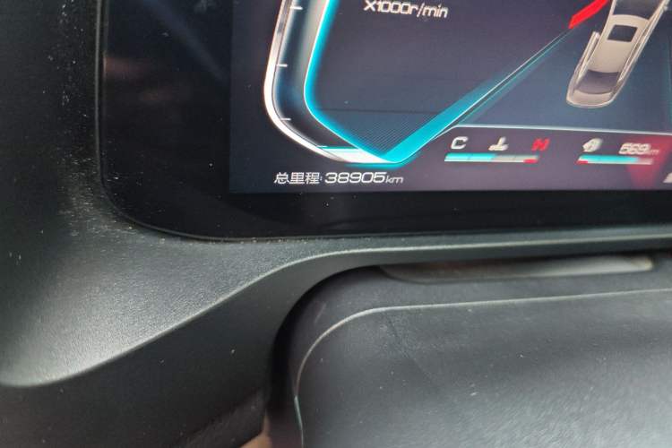 Used BYD Qin Pro 2020 Beyond Edition 1.5TI Automatic Prestige Version Odometer Close Up