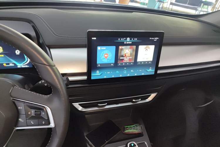 Used BYD Qin Pro 2020 Beyond Edition 1.5TI Automatic Flagship Version Audio And AC Panel
