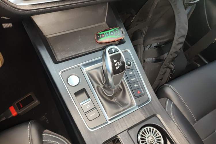 Used BYD Qin Pro 2020 Beyond Edition 1.5TI Automatic Flagship Version Gear Lever