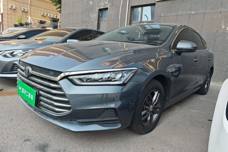 Used BYD Qin Pro 2018 1.5TI Automatic Smart Connect FENGSHANG Model Guazi used car, China used car export, Used car for sale, Used  cars, Cheapest cars for sale
