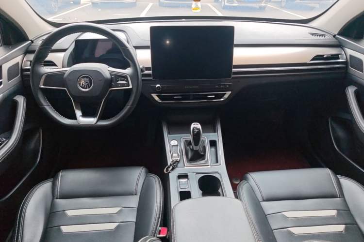 Used BYD Qin Pro 2018 1.5TI Automatic Smart Connect FENGSHANG Model Center Console