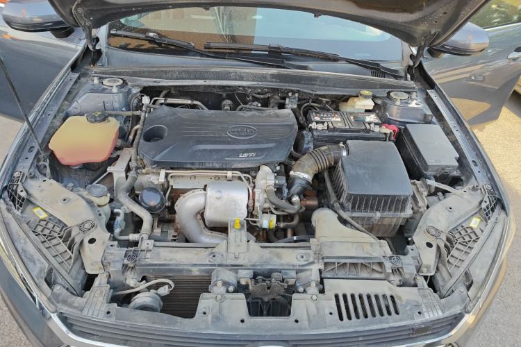 Used BYD Qin Pro 2018 1.5TI Automatic Smart Connect FENGSHANG Model Engine Bay