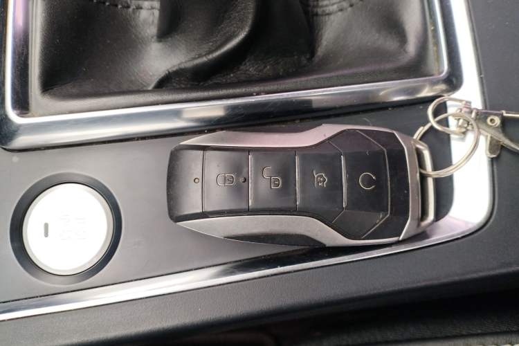 Used BYD Qin Pro 2018 1.5TI Automatic Smart Connect FENGSHANG Model Interior 1