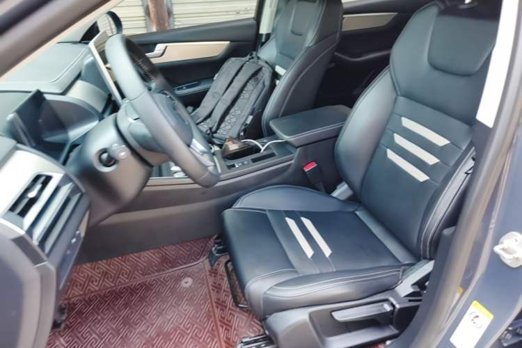 Used BYD Qin Pro 2018 1.5TI Automatic Smart Connect Fendong Model Left Front Seat