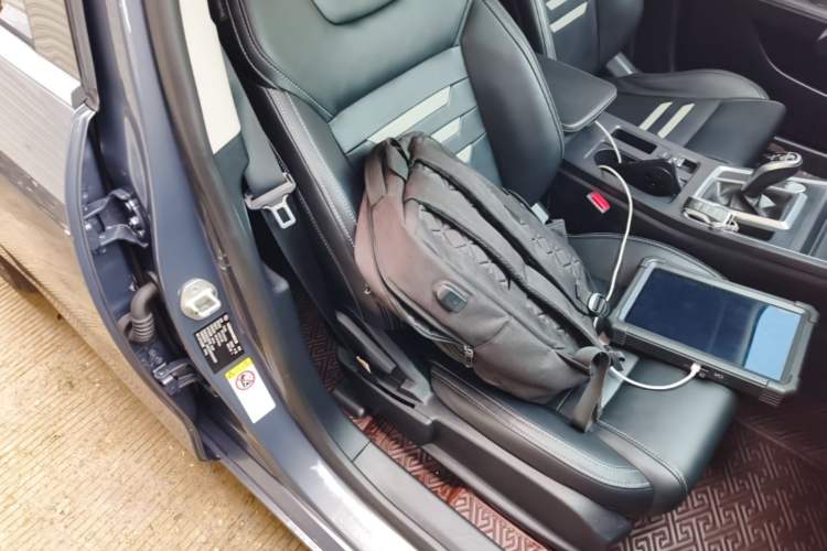 Used BYD Qin Pro 2018 1.5TI Automatic Smart Connect Fendong Model Right Front Seat