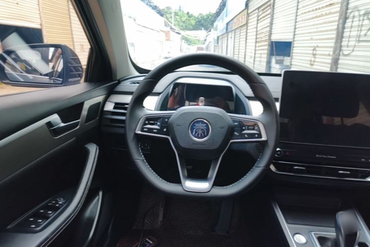 Used BYD Qin Pro 2018 1.5TI Automatic Smart Connect Fendong Model Steering Wheel