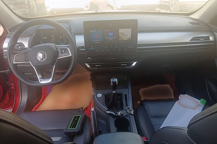 Used BYD Qin Pro 2018 1.5L Manual SmartConnect Fendong Model Center Console