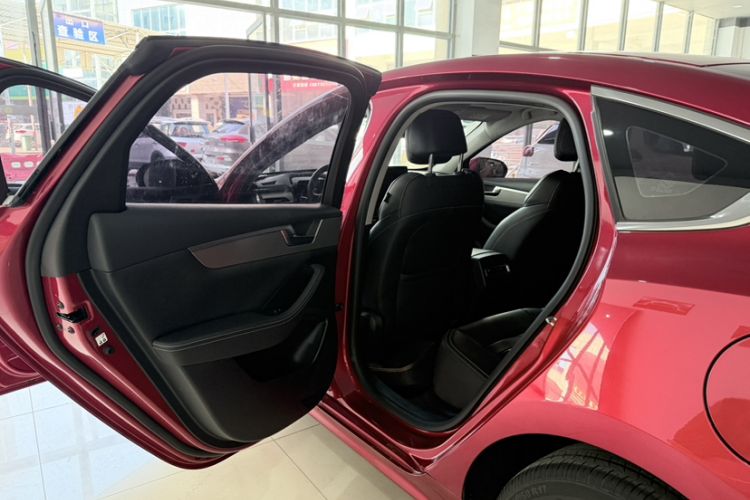 Used BYD Qin Pro 2018 1.5TI Automatic Smart Connect Luxury Edition Exterior 10