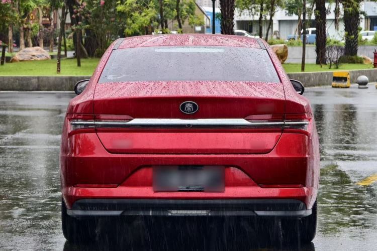 Used BYD Qin Pro 2018 1.5TI Automatic Smart Connect Luxury Edition Exterior 4