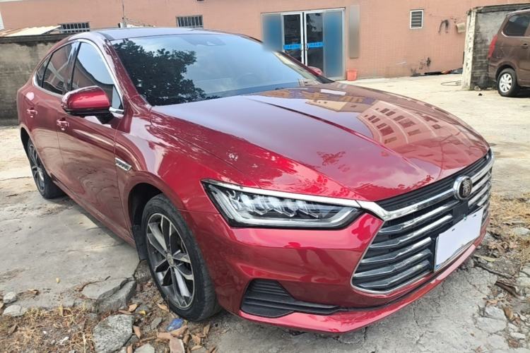 Used BYD Qin Pro 2018 1.5TI Automatic Smart Connect Luxury Edition Front Right 45 Deg