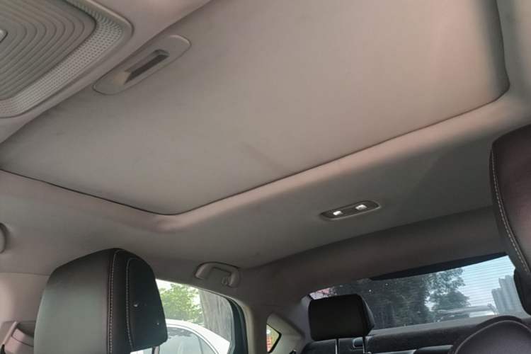 Used BYD Qin Pro 2018 1.5TI Automatic Smart Connect Luxury Edition Headliner