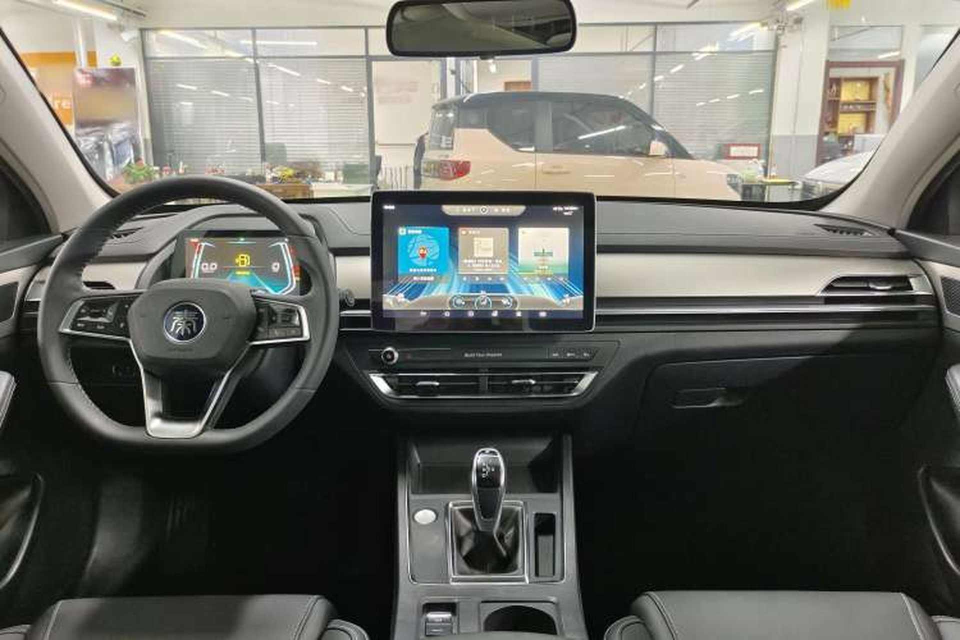 Used BYD Qin Pro 2018 1.5TI Automatic Smart Connect Fendong Model Interior 1