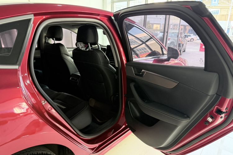 Used BYD Qin Pro 2018 1.5TI Automatic Smart Connect Luxury Edition Interior 6