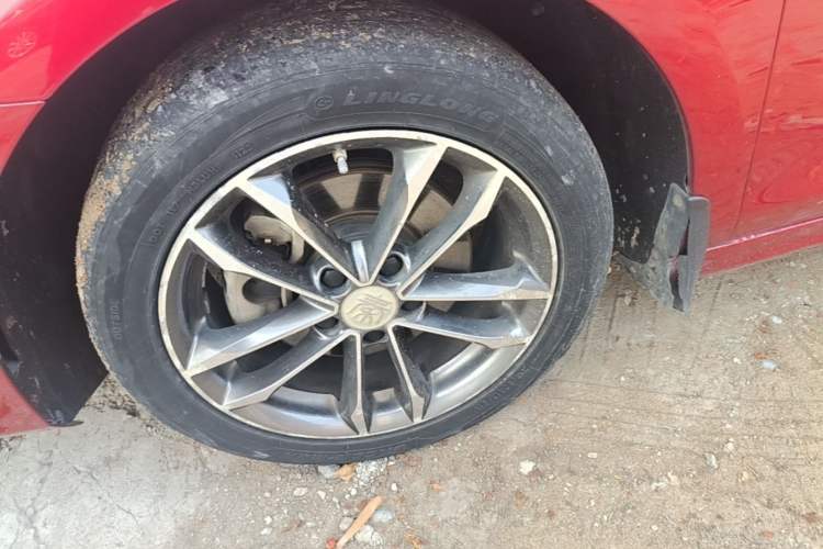 Used BYD Qin Pro 2018 1.5TI Automatic Smart Connect Luxury Edition Left Front Wheel Hub