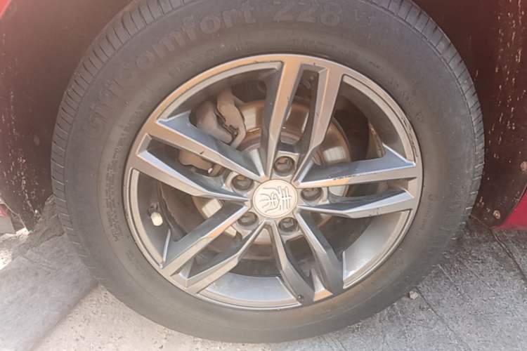 Used BYD Qin Pro 2018 1.5L Manual SmartConnect Fendong Model Right Rear Wheel Hub