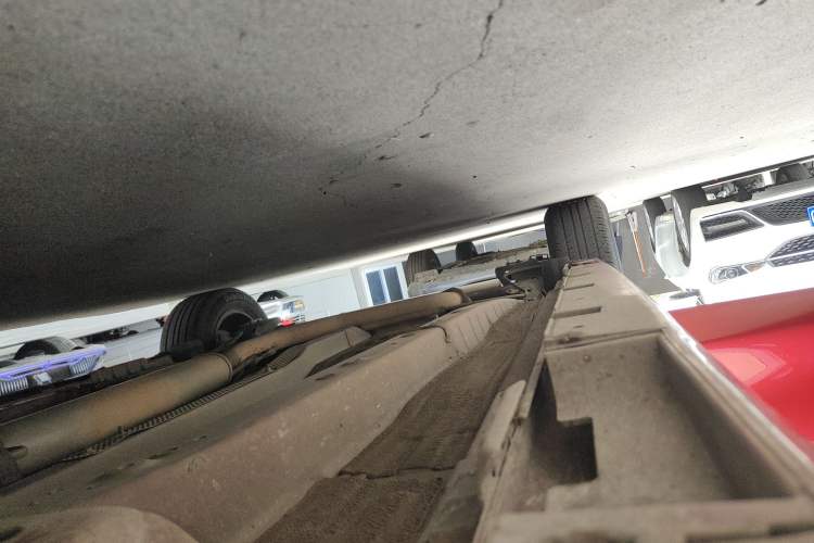 Used BYD Qin Pro 2018 1.5L Manual SmartConnect Fendong Model Right Side Sill