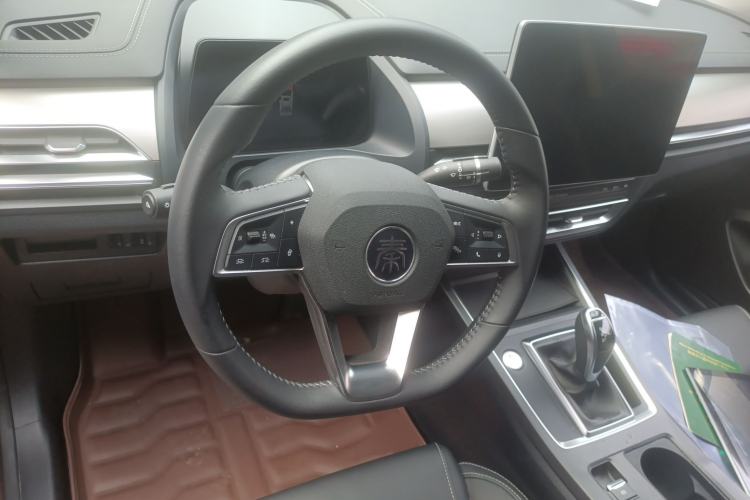 Used BYD Qin Pro 2018 1.5TI Automatic Smart Connect Luxury Edition Steering Wheel