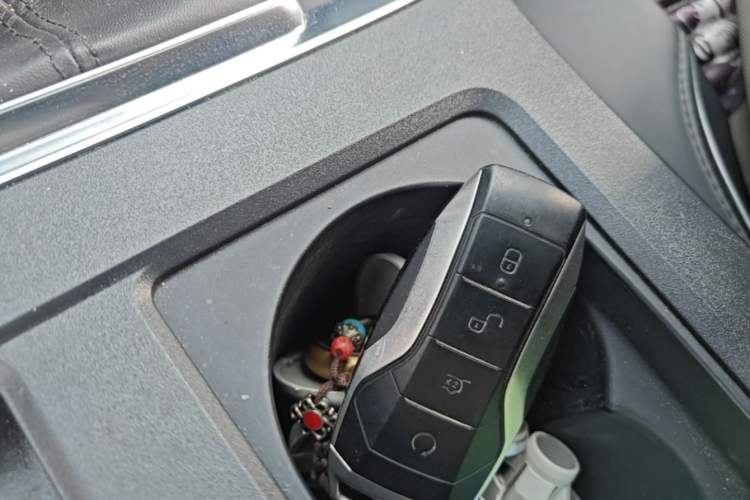 Used BYD Qin Pro 2018 1.5TI Automatic Smart Connect Fendong Model Vehicle Key