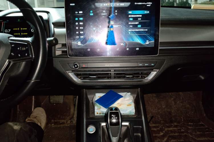 Used BYD Qin Pro 2018 1.5TI Automatic Smart Connect Luxury Edition Audio And AC Panel