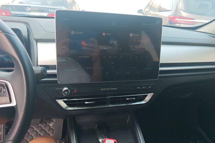 Used BYD Qin Pro 2018 1.5TI Automatic Smart Connect Fendong Model Audio And AC Panel
